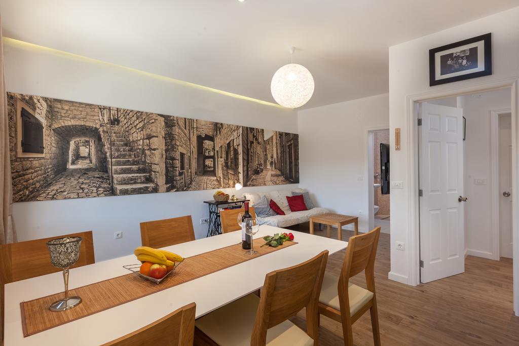 Apartment Vila Volicija Makarska Buitenkant foto