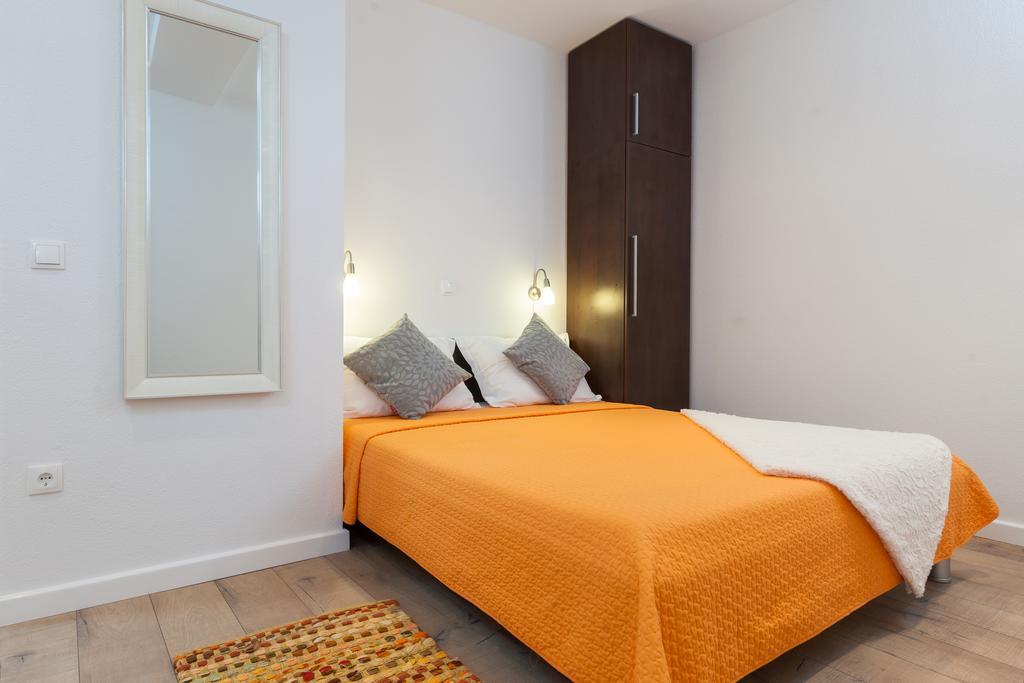 Apartment Vila Volicija Makarska Buitenkant foto